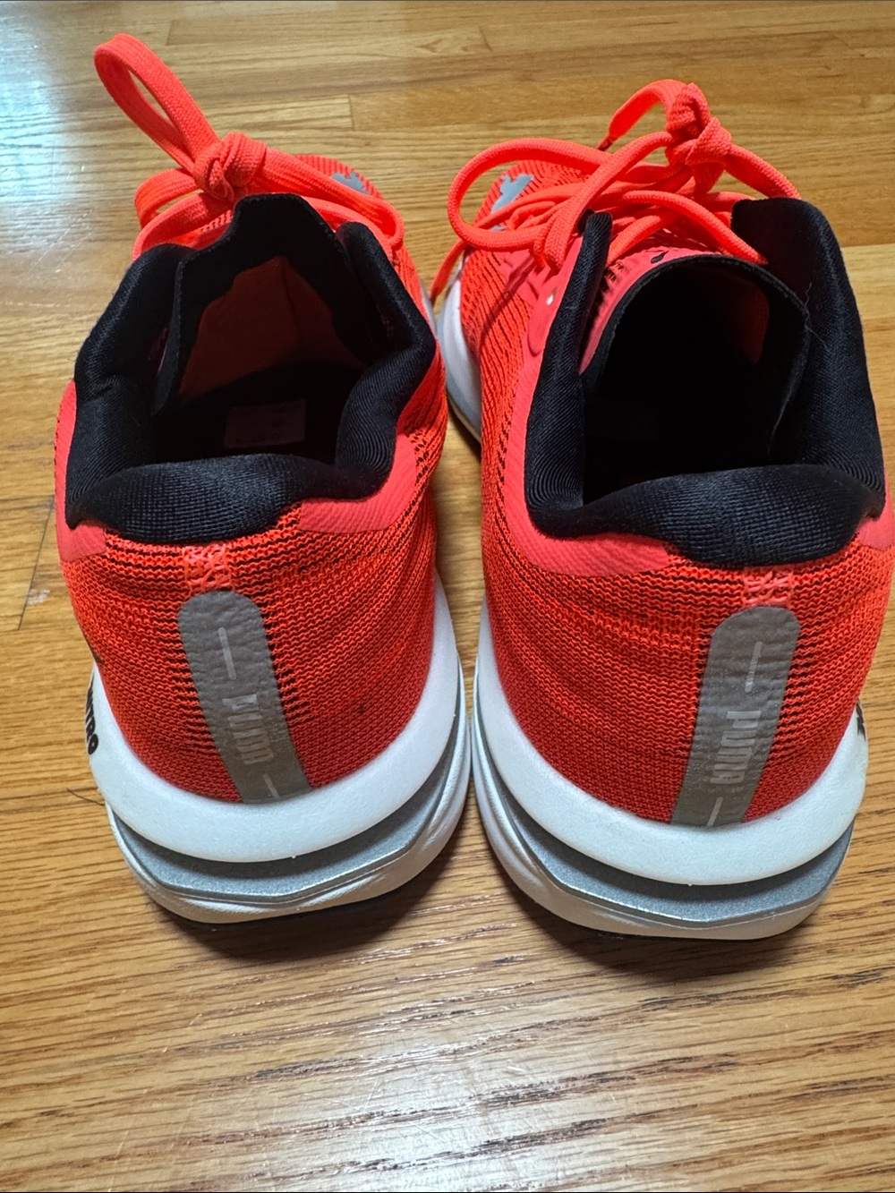 NEW PUMA Velocity Nitro Running Shoe in Lava Blast womens size 8.5 - Picture 3 of 5